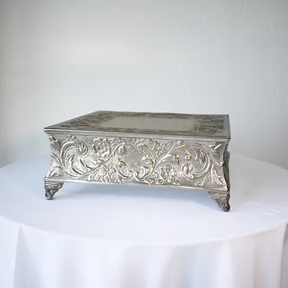 14″ Silver Ornate Cake Stand